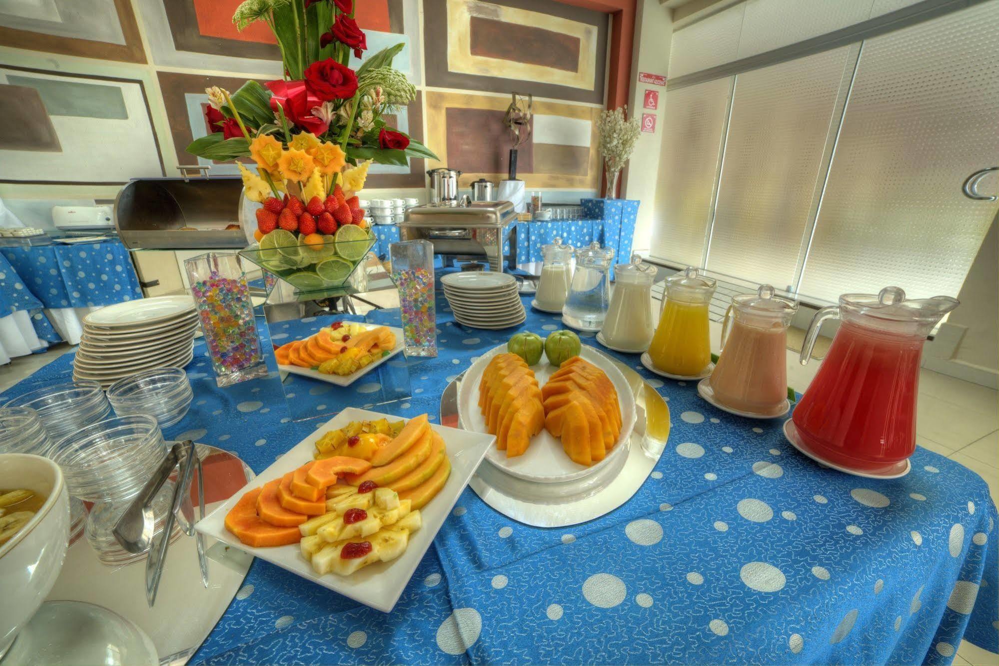 Hotel Regina Cochabamba Zewnętrze zdjęcie